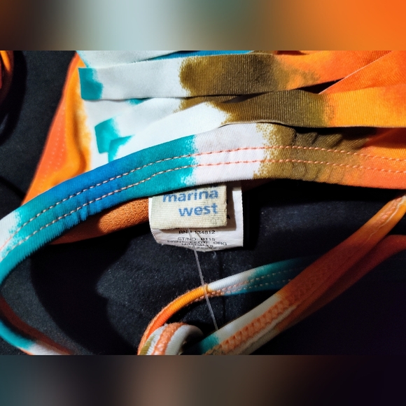 Swim top Summer Sale 🌼 - Picture 3 of 5